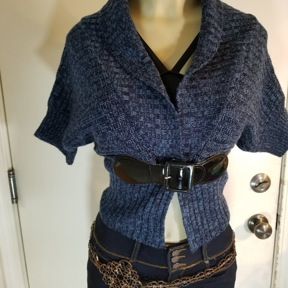 Derek Heart Belted One Button Short Sweater Size Large